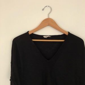 •MADEWELL• Black hi-low v neck long sleeve tee.